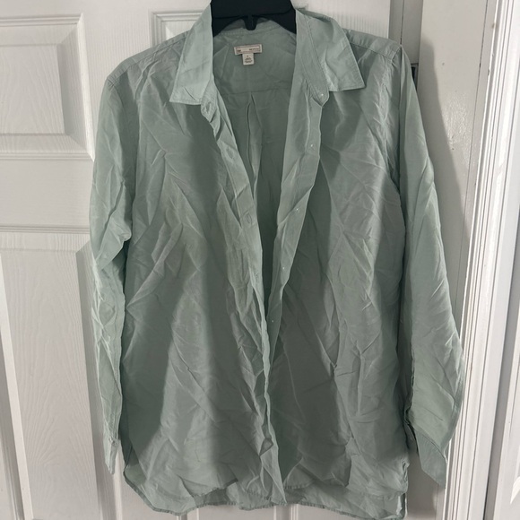 GAP Tops - GAP- Women’s Mint Green Button Down Shirt